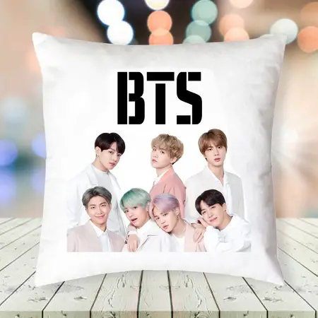 K-POP подушка 30х30 см 90177