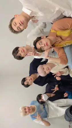Брелок BTS металевий 03